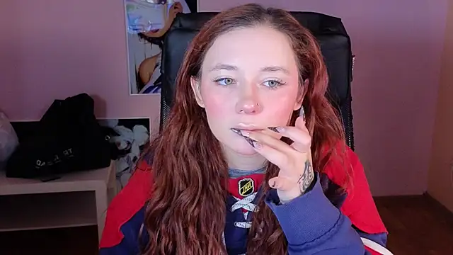 carolina elf online show from December 20, 2024, 7:55 am