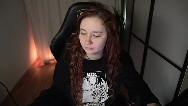 carolina elf online show from February 13, 2025, 5:26 am