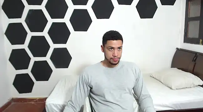 Jhors  Collens online show from January 18, 2025, 6:24 am