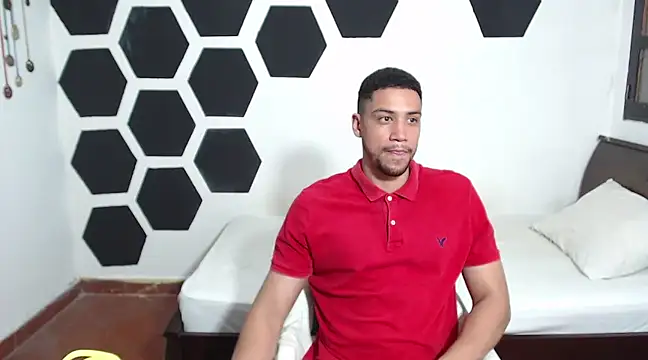 Jhors  Collens online show from February 3, 2025, 7:40 am