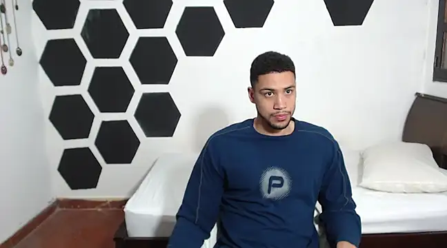 Jhors  Collens online show from February 6, 2025, 5:35 am