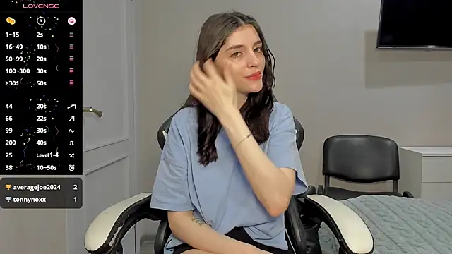 broosnica1 online show from November 14, 2025, 7:40 am