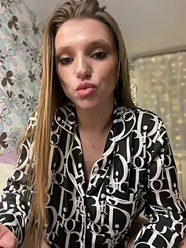 adel secret online show from February 1, 2025, 9:51 pm