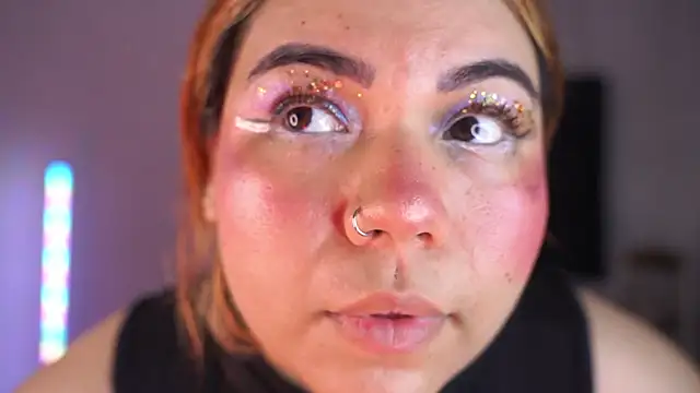 Samanta cutee online show from March 15, 2026, 12:11 pm