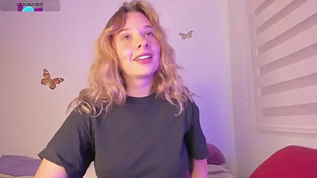 Sophy Bunny online show from January 9, 2025, 9:58 pm