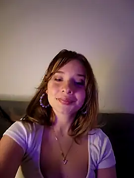 Sophy Bunny online show from March 6, 2025, 8:27 pm