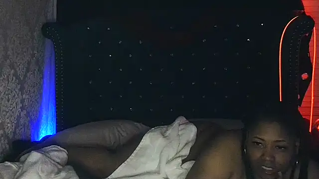 Snapshot of msyvette1970@xh chatting on December 13, 2024, 11:02 am msyvette1970xh online show from December 13, 2024, 11:02 am