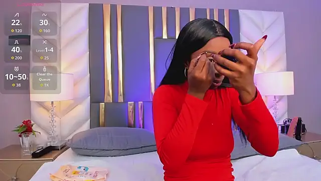 Anny osorio online show from September 12, 2025, 7:25 pm