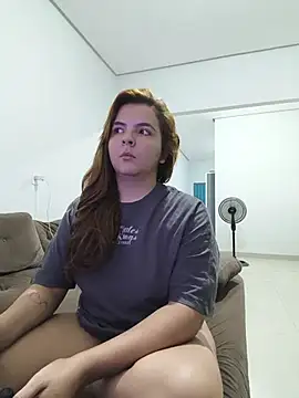 Snapshot of Bruninha_Hot10 chatting on June 7, 2026, 10:13 pm Bruninha Hot10 online show from June 7, 2026, 10:13 pm