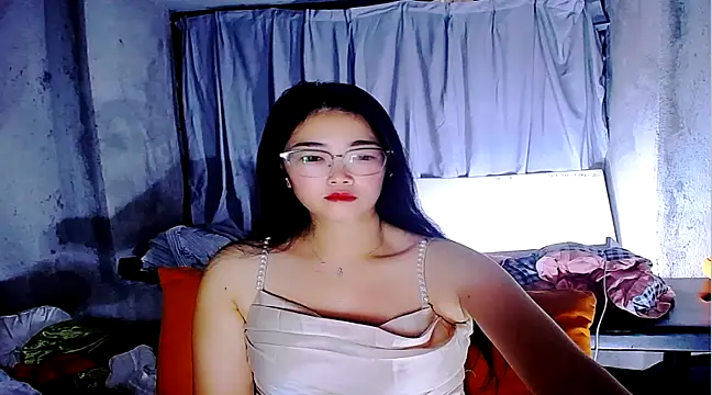 Floor oo online show from March 13, 2025, 10:32 pm