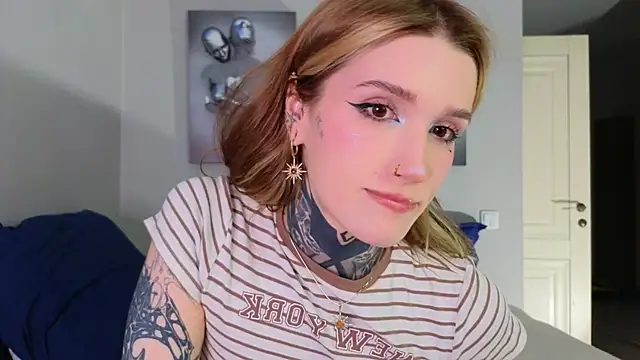 SophieInkk online show from October 2, 2025, 11:56 pm