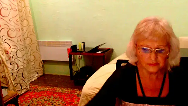 Natali7634 online show from November 10, 2025, 7:13 pm