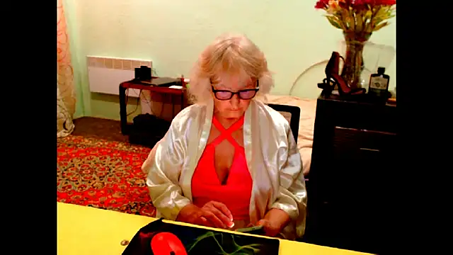 Snapshot of Natali7634 chatting on May 7, 2026, 9:25 am Natali7634 online show from May 7, 2026, 9:25 am