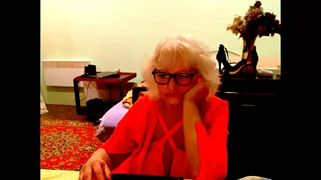Snapshot of Natali7634 chatting on May 17, 2026, 5:05 am Natali7634 online show from May 17, 2026, 5:05 am