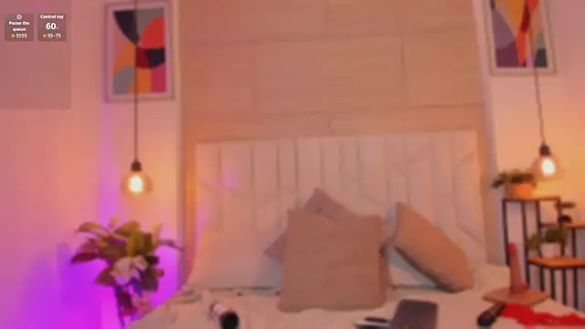 Snapshot of jenaa_ chatting on June 11, 2026, 12:32 am jenaa online show from June 11, 2026, 12:32 am