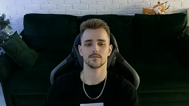 Larstar01 online show from December 25, 2024, 12:59 am