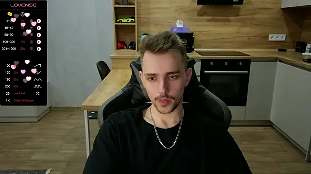 Larstar01 online show from January 13, 2025, 11:08 am