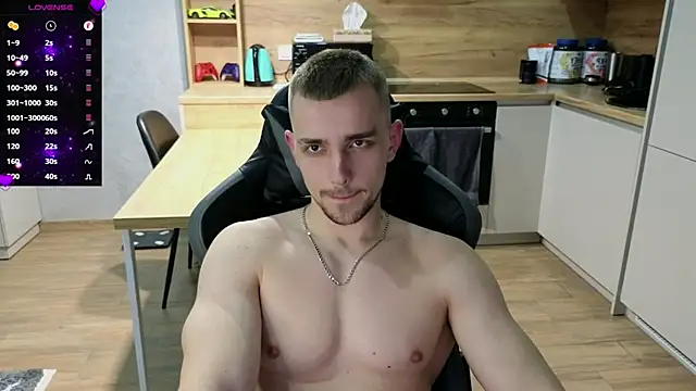 Larstar01 online show from March 6, 2025, 11:31 pm