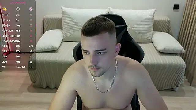 Larstar01 online show from September 20, 2025, 9:05 pm