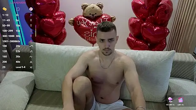 Larstar01 online show from October 9, 2025, 8:51 pm