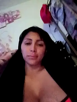 tiffani  love online show from October 4, 2025, 12:14 pm