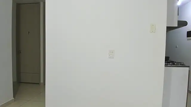 Emi latingirl online show from October 18, 2025, 9:21 am