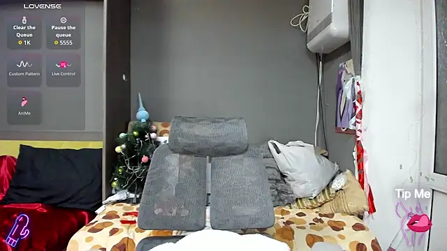  Nika Kik online show from December 22, 2025, 4:37 pm