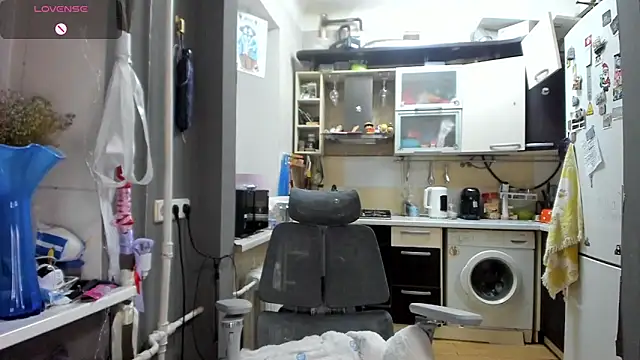  Nika Kik online show from April 2, 2026, 5:21 pm