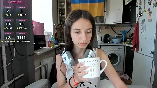 Snapshot of _Nika_Kik chatting on June 20, 2026, 8:39 am Nika Kik online show from June 20, 2026, 8:39 am