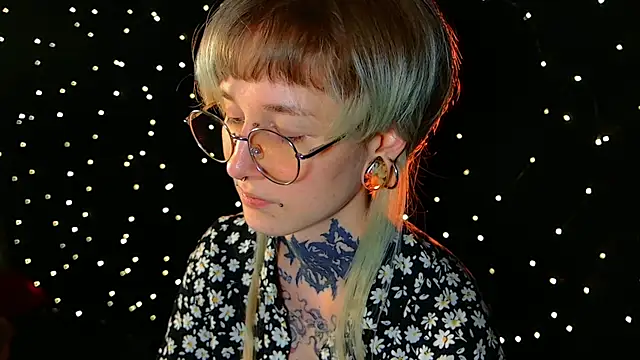 Littlespacemouse online show from December 21, 2024, 2:37 pm