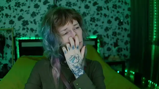 Littlespacemouse online show from October 6, 2025, 7:55 pm