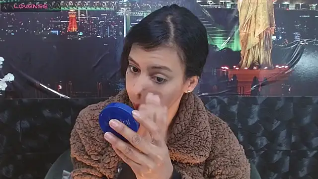 Snapshot of Catalella_Ar chatting on May 2, 2026, 3:44 am Catalella Ar online show from May 2, 2026, 3:44 am