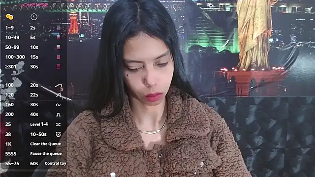 Snapshot of Catalella_Ar chatting on May 10, 2026, 3:33 am Catalella Ar online show from May 10, 2026, 3:33 am