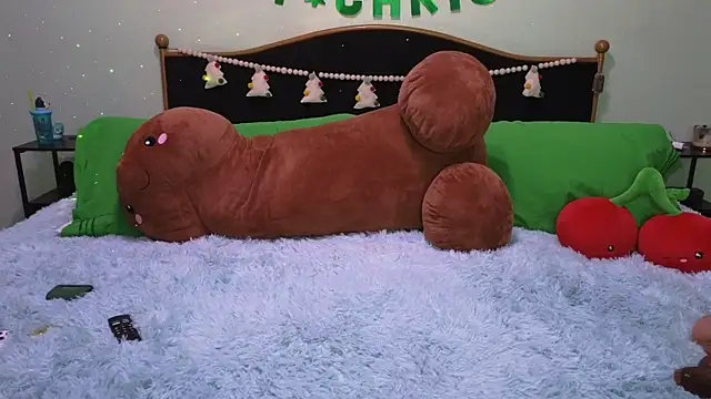 CherryBombBomb online show from December 14, 2024, 10:24 am