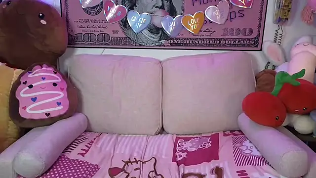 CherryBombBomb online show from February 26, 2025, 5:09 am