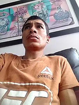 008Alexan online show from February 4, 2025, 7:44 pm