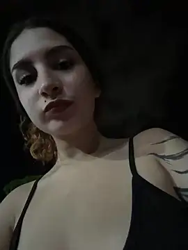 Mon Cherry online show from September 24, 2025, 12:36 am