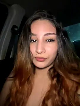 Mon Cherry online show from November 14, 2025, 1:04 am