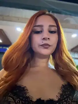 Snapshot of Mon_Cherry chatting on May 8, 2026, 1:22 am Mon Cherry online show from May 8, 2026, 1:22 am