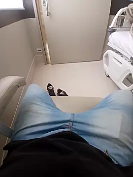 Seductiveblack online show from December 3, 2025, 4:38 pm