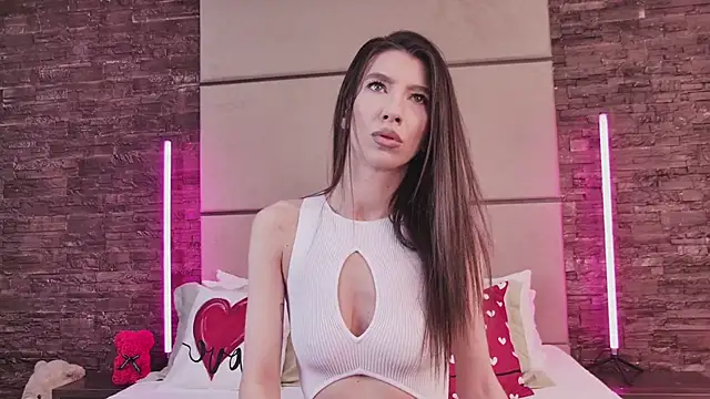 LunaWills  online show from February 10, 2025, 5:03 am