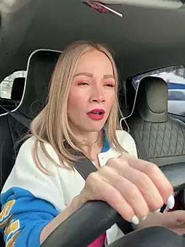 LavenderHot online show from January 16, 2025, 3:23 am