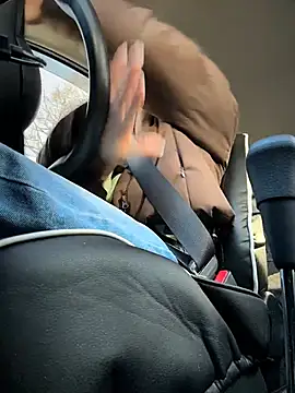 LavenderHot online show from April 22, 2026, 1:52 am