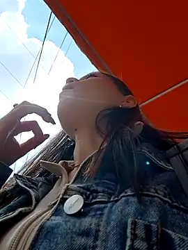 Snapshot of Violeta_12- chatting on January 10, 2025, 3:27 pm Violeta 12- online show from January 10, 2025, 3:27 pm