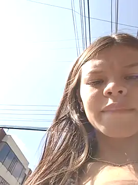 Snapshot of Violeta_12- chatting on January 17, 2025, 2:18 pm Violeta 12- online show from January 17, 2025, 2:18 pm