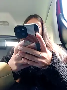 Snapshot of Violeta_12- chatting on January 23, 2025, 4:15 pm Violeta 12- online show from January 23, 2025, 4:15 pm