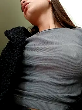 Snapshot of Violeta_12- chatting on February 8, 2025, 5:08 pm Violeta 12- online show from February 8, 2025, 5:08 pm