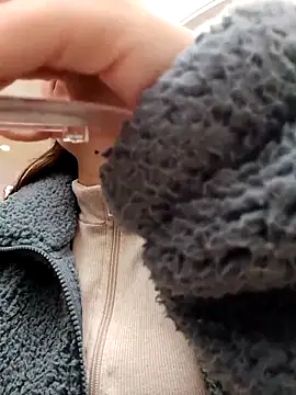 Snapshot of Violeta_12- chatting on March 11, 2025, 7:58 pm Violeta 12- online show from March 11, 2025, 7:58 pm