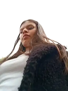 Snapshot of Violeta_12- chatting on March 18, 2025, 10:37 pm Violeta 12- online show from March 18, 2025, 10:37 pm