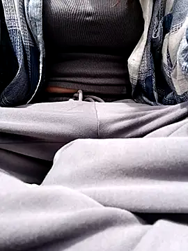 Snapshot of Violeta_12- chatting on September 25, 2025, 6:00 pm Violeta 12- online show from September 25, 2025, 6:00 pm